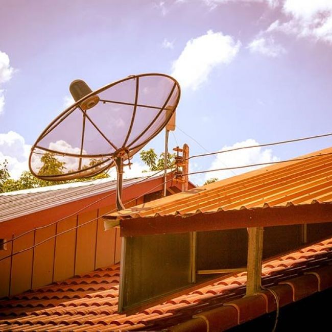 Instalación de telecomunicaciones en San Vicente de la Barquera